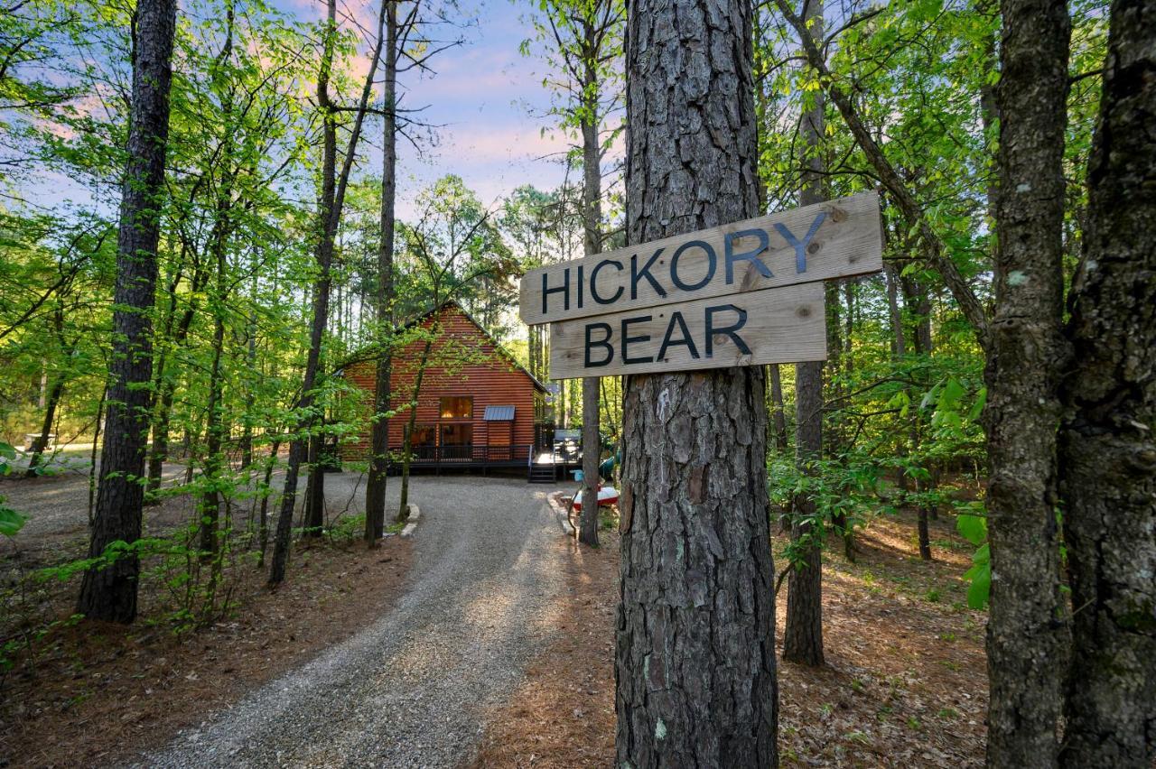 Hickory Bear - Cabin Surrounded By Pines, Sleeps 10, Hot Tub, Fire Pit, Arcade, Foosball Table & Deck Slide Broken Bow Exteriér fotografie
