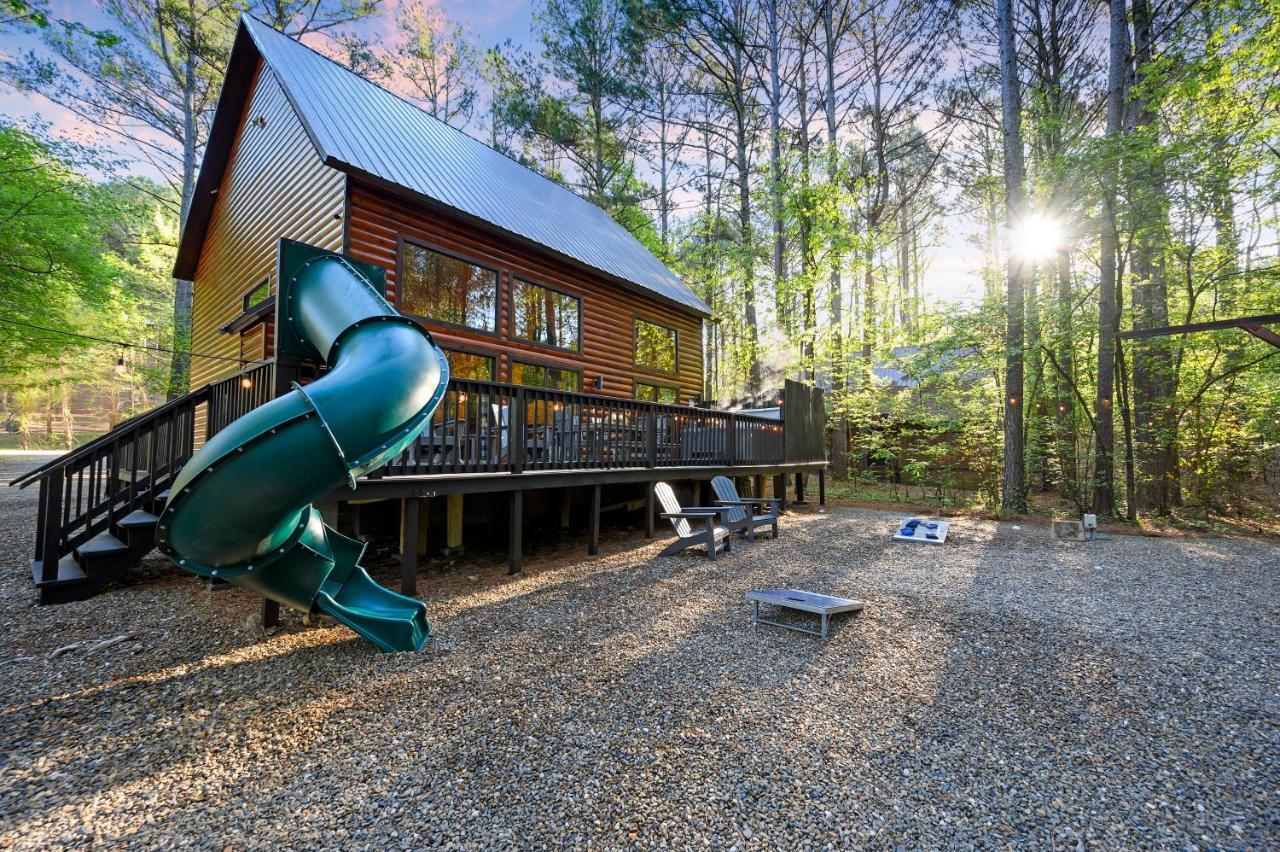 Hickory Bear - Cabin Surrounded By Pines, Sleeps 10, Hot Tub, Fire Pit, Arcade, Foosball Table & Deck Slide Broken Bow Exteriér fotografie