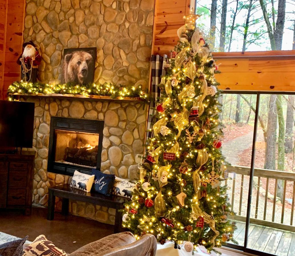 Hickory Bear - Cabin Surrounded By Pines, Sleeps 10, Hot Tub, Fire Pit, Arcade, Foosball Table & Deck Slide Broken Bow Exteriér fotografie